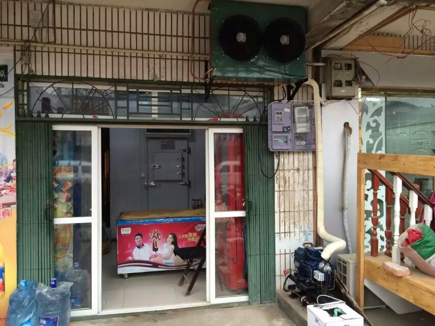 崗集崗南路個(gè)體戶冰棒冷庫(kù)